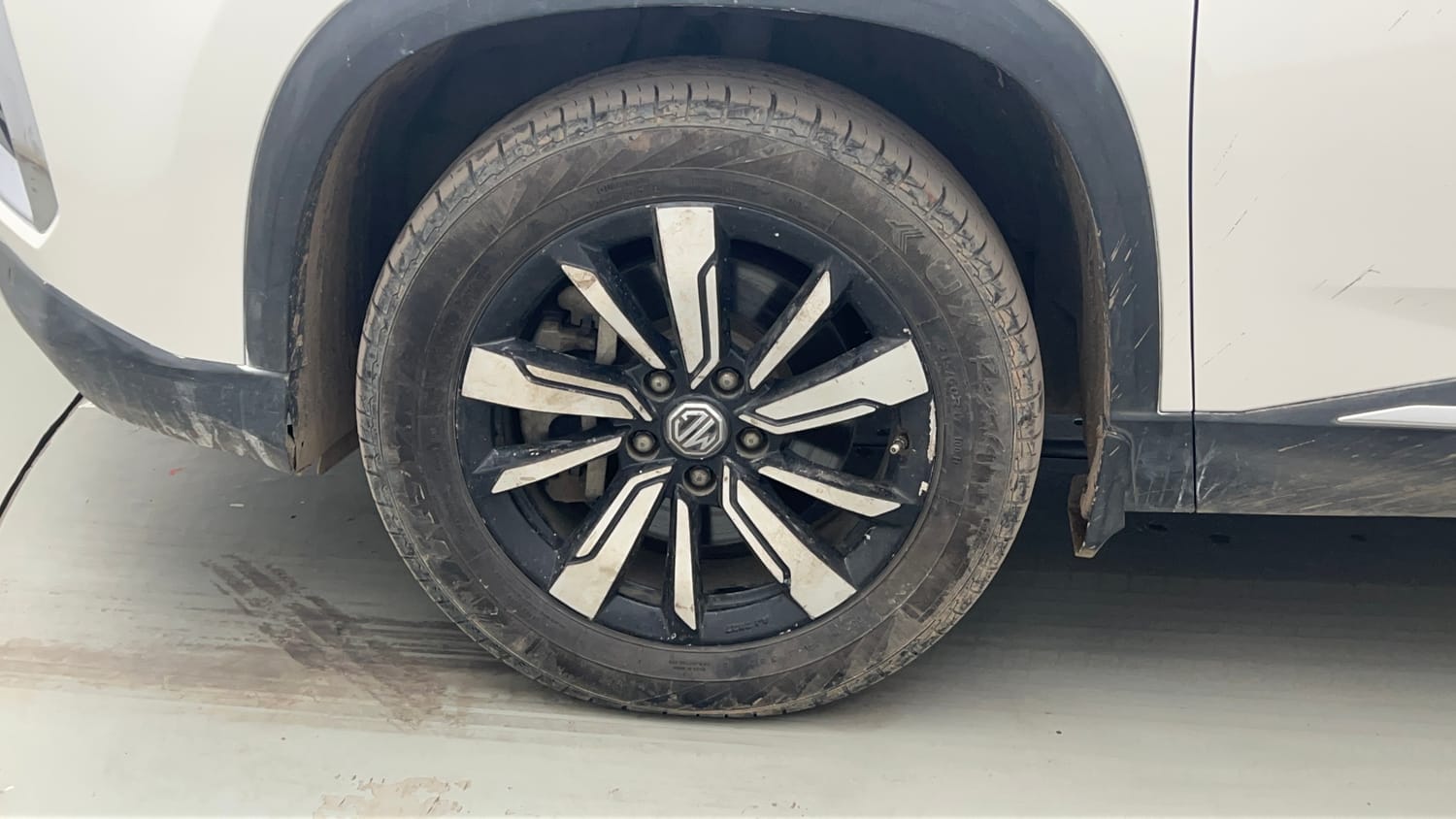 Used 2020 MG Motors Hector Sharp 2.0 Diesel Diesel Manual tyres LEFT FRONT TYRE RIM VIEW