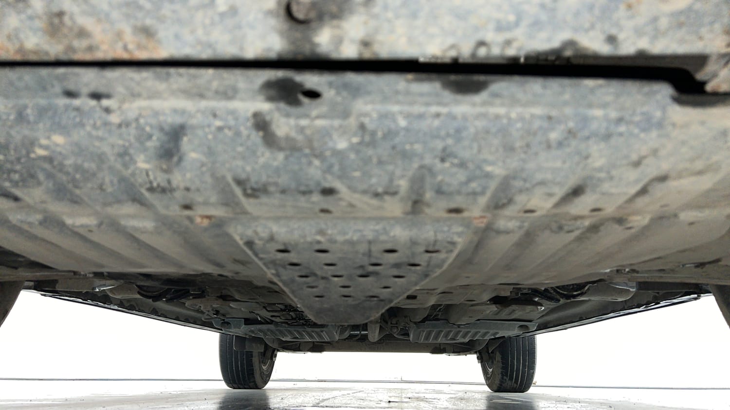 Used 2021 Tata Harrier XT Plus Camo Diesel Manual extra FRONT LEFT UNDERBODY VIEW