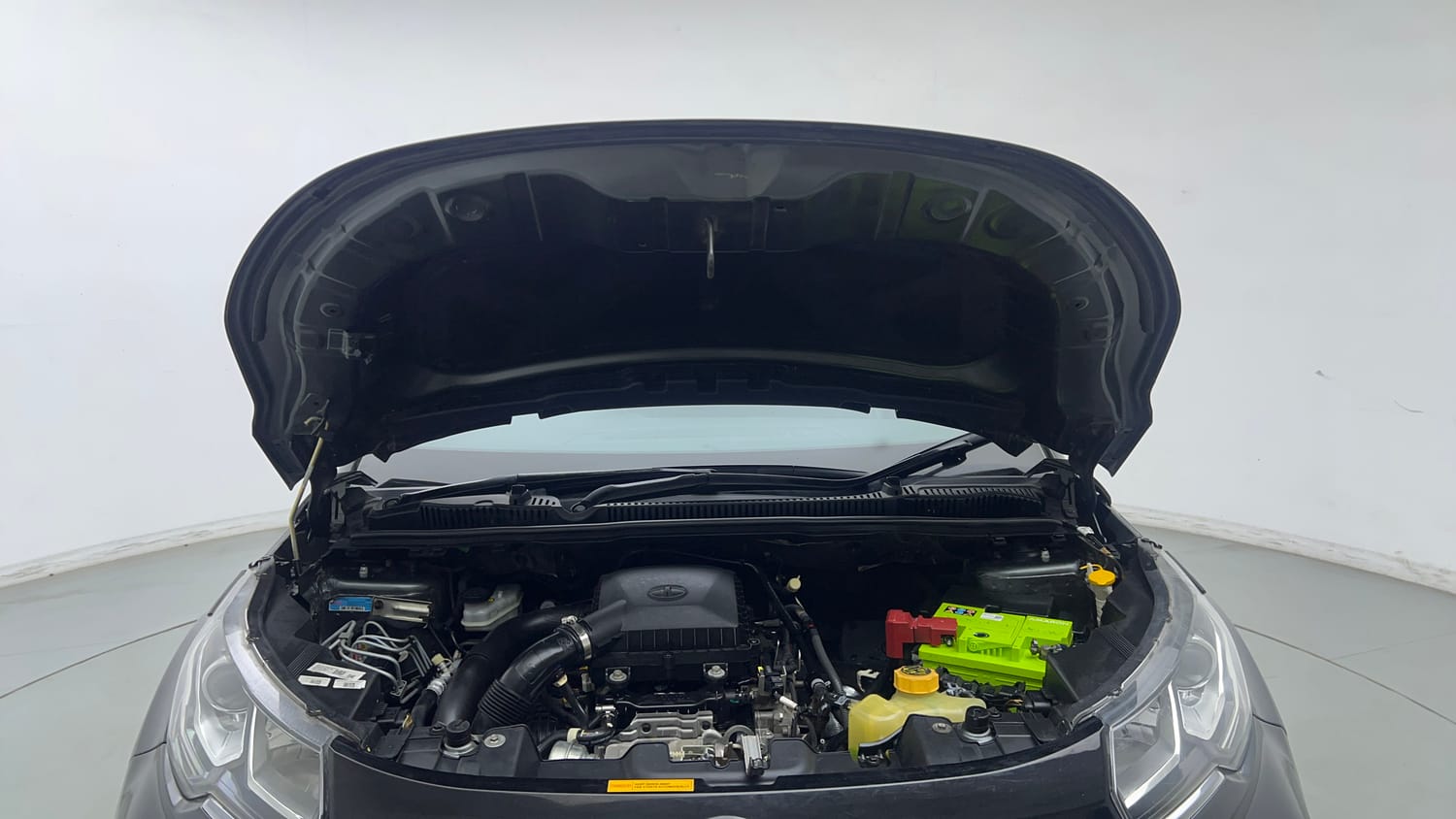 Used 2023 Tata Nexon XZ Plus Petrol Manual engine ENGINE & BONNET OPEN FRONT VIEW