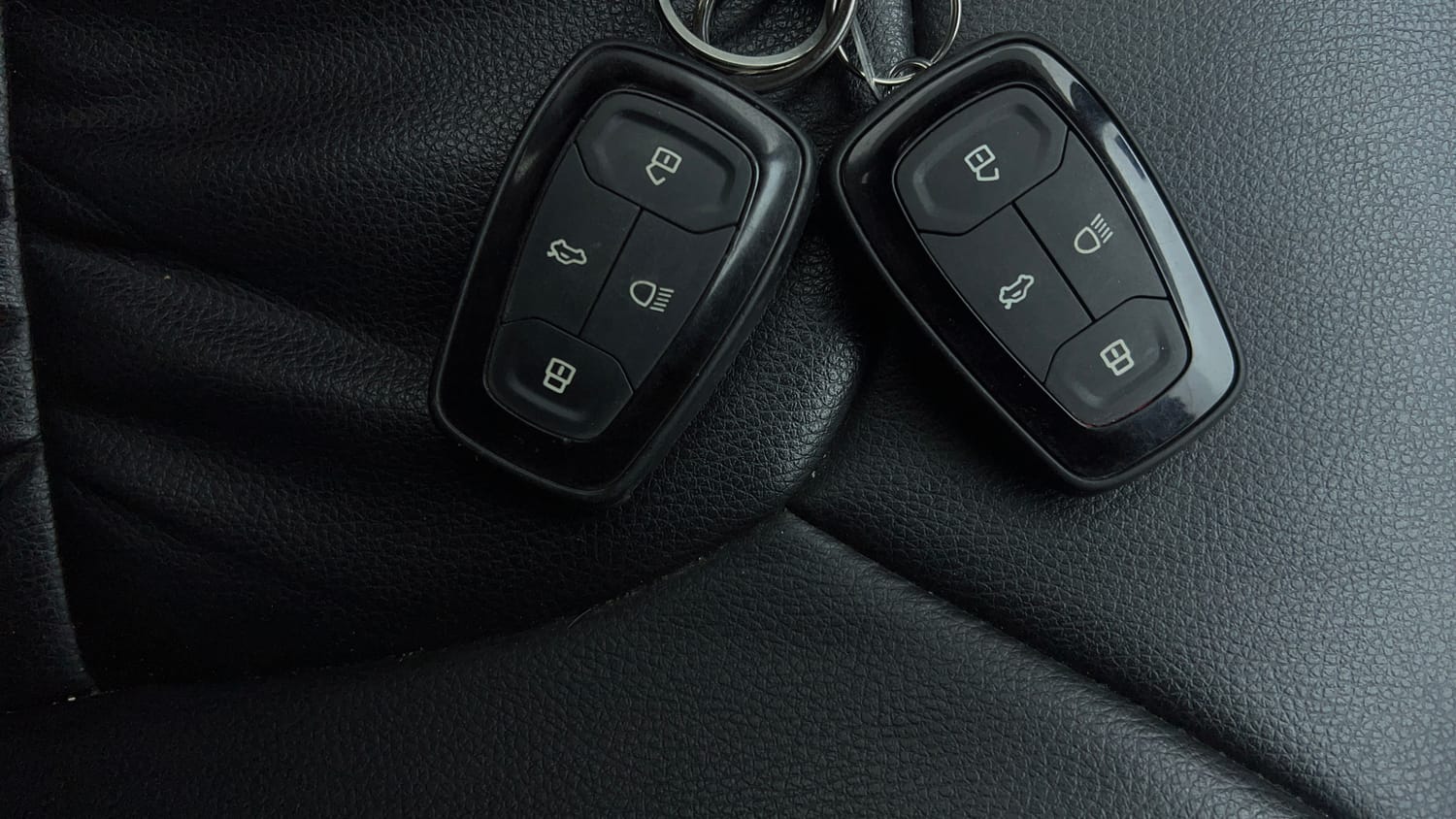 Used 2023 Tata Nexon XZ Plus Petrol Manual extra CAR KEY VIEW