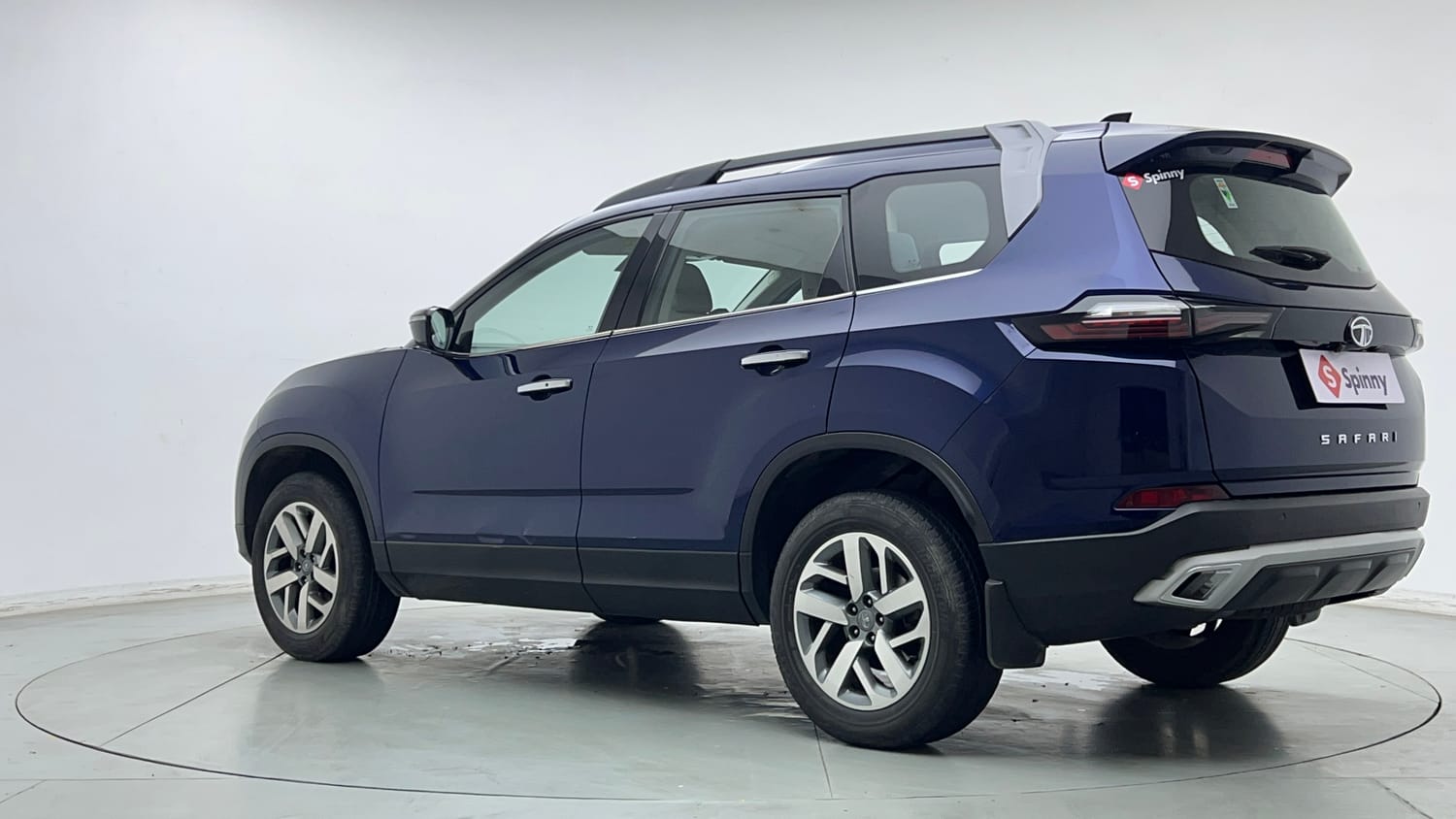 2021 Tata Safari XZA-2
