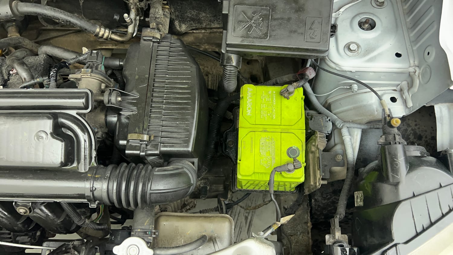 Used 2016 Renault Kwid RXT Petrol Manual engine ENGINE LEFT SIDE VIEW