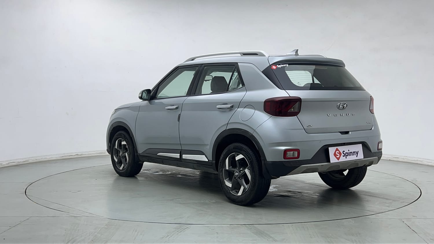 Used 2020 Hyundai Venue SX Plus 1.0 Turbo DCT Petrol Automatic exterior LEFT REAR CORNER VIEW