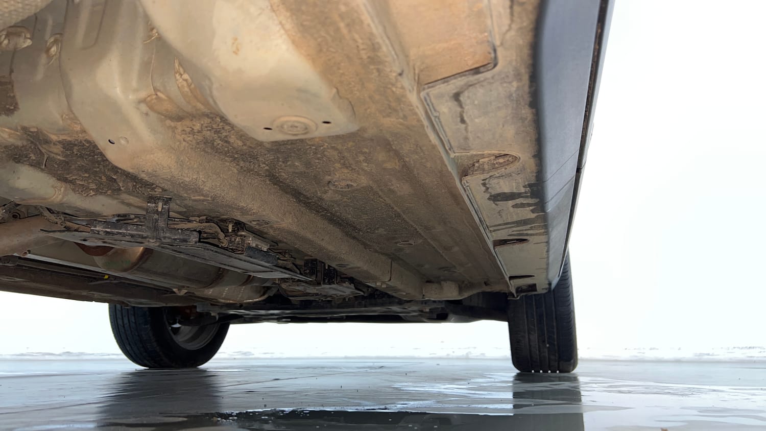 Used 2025 Kia Syros HTX Plus (O) 1.5 Diesel 6AT Diesel Automatic extra REAR RIGHT UNDERBODY VIEW