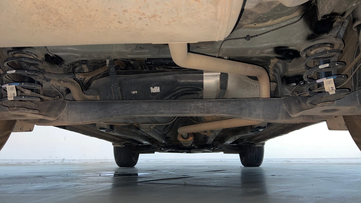 Used 2024 Hyundai Creta 1.5 MPi Petrol MT EX Petrol Manual extra REAR UNDERBODY VIEW (TAKEN FROM REAR)