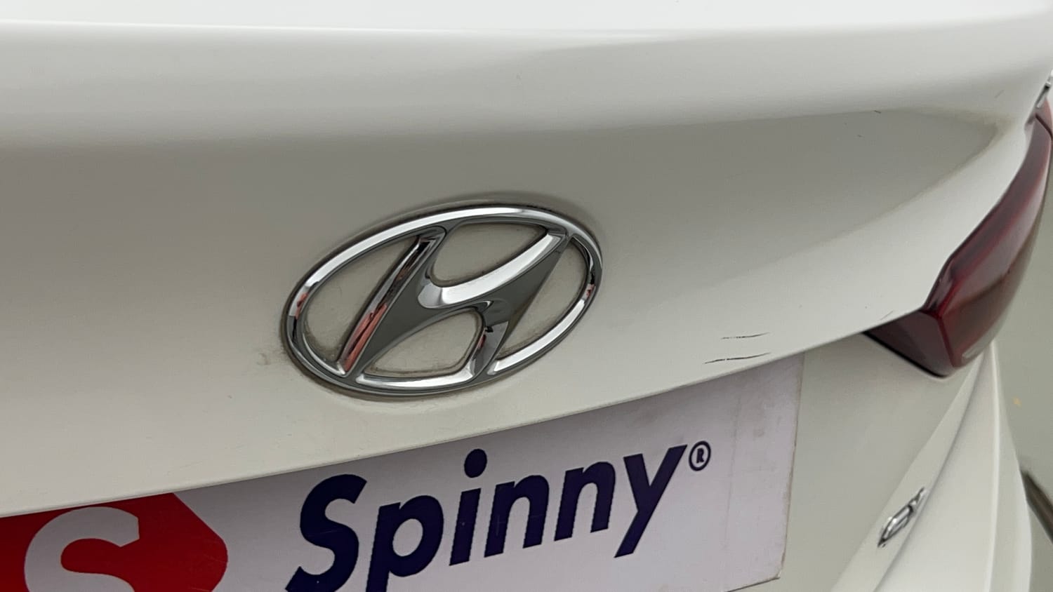 Used 2019 Hyundai Verna SX (O)1.6 VTVT Petrol Manual dents MINOR SCRATCH