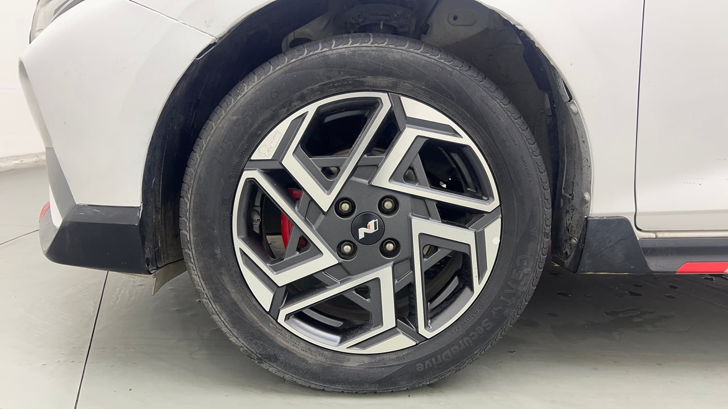Used 2023 Hyundai i20 N Line N8 1.0 Turbo DCT Petrol Automatic tyres LEFT FRONT TYRE RIM VIEW