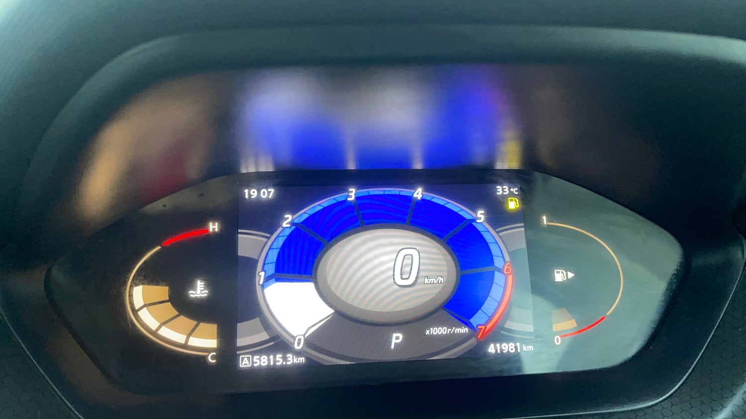 Used 2022 Nissan Magnite XV Premium Turbo CVT Dual Tone Petrol Automatic interior CLUSTERMETER VIEW