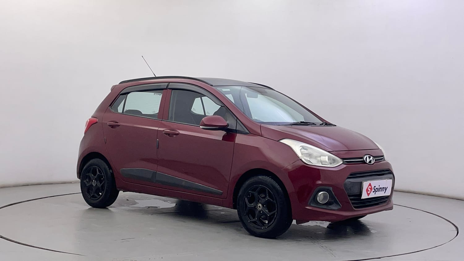 Used 2015 Hyundai Grand i10 Sportz 1.2 Kappa VTVT Petrol Manual exterior RIGHT FRONT CORNER VIEW
