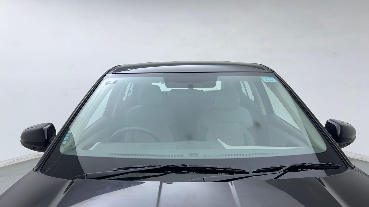Used 2024 Hyundai Creta 1.5 MPi Petrol MT EX Petrol Manual exterior FRONT WINDSHIELD VIEW
