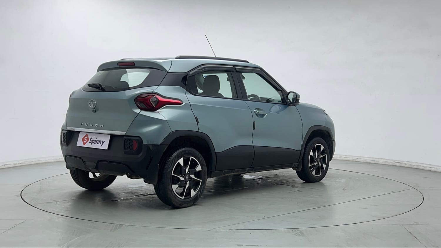 2022 Tata Punch Creative AMT-4