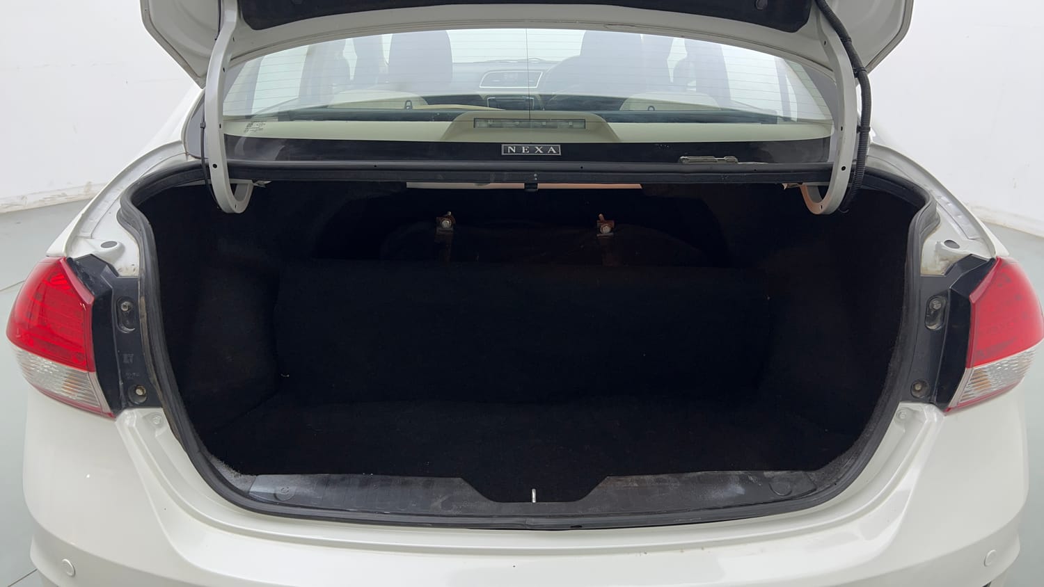Used 2023 Maruti Suzuki Ciaz Sigma 1.5 Petrol Manual interior DICKY INSIDE VIEW