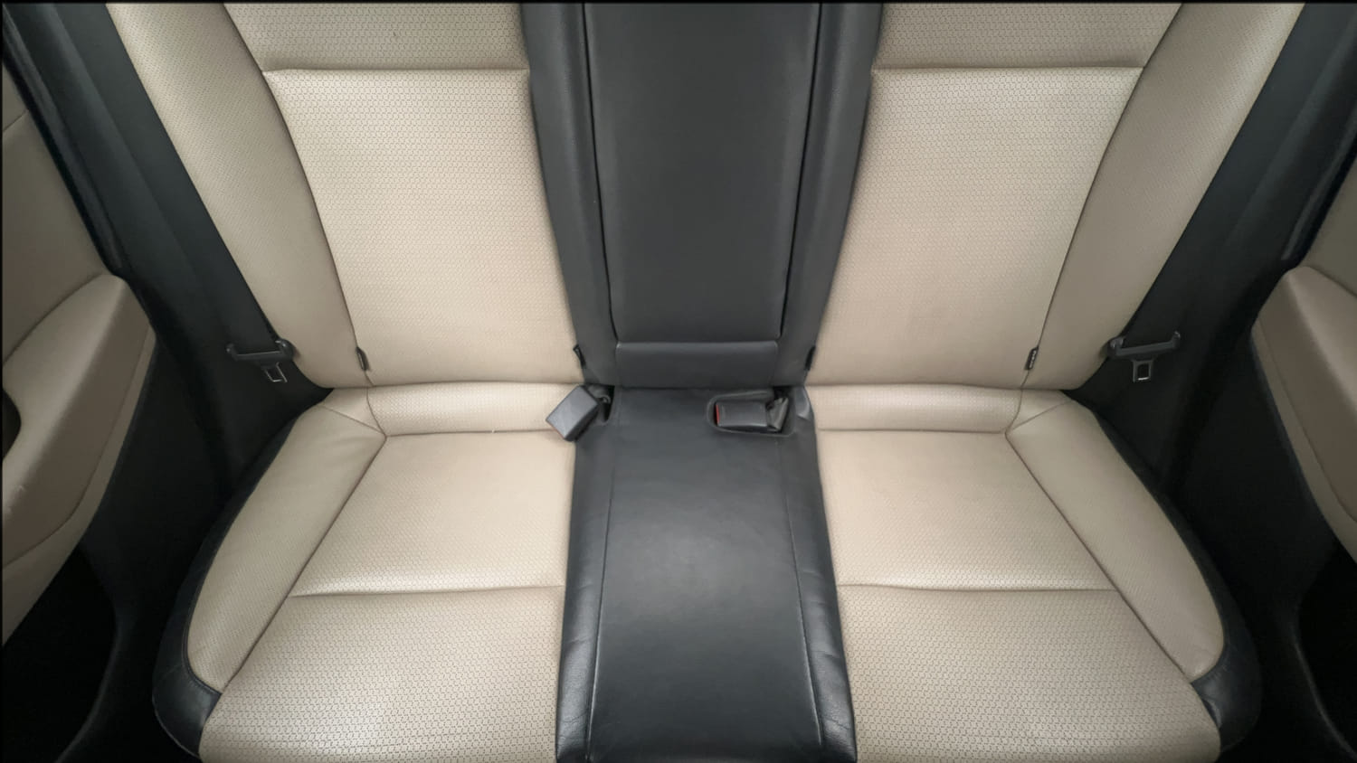 Used 2019 Hyundai Verna SX (O)1.6 VTVT Petrol Manual interior REAR SEAT CONDITION VIEW