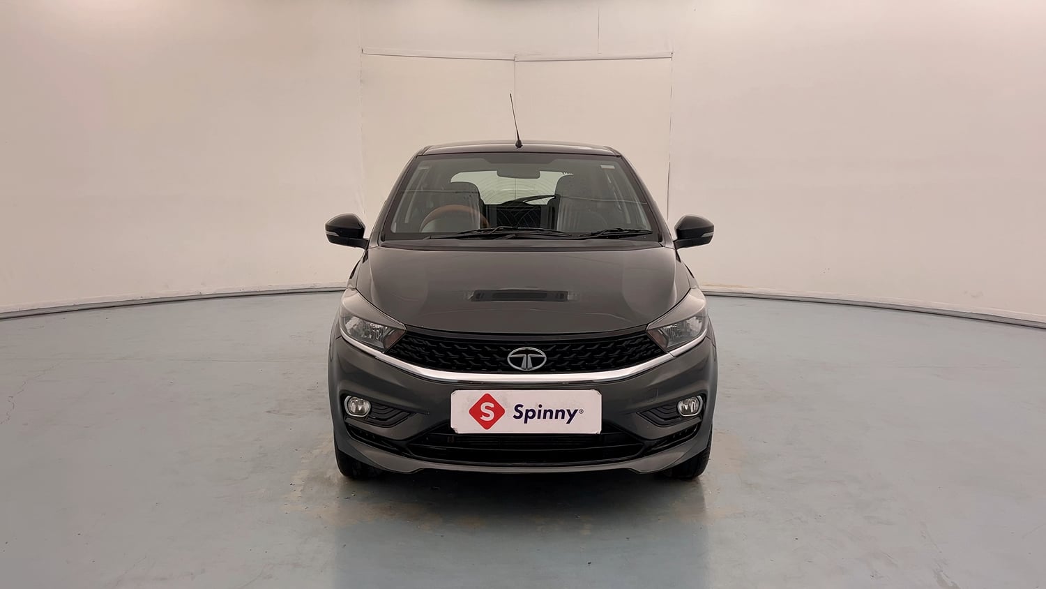 Used 2020 Tata Tiago XZ Plus Dual Tone Petrol Manual exterior FRONT VIEW