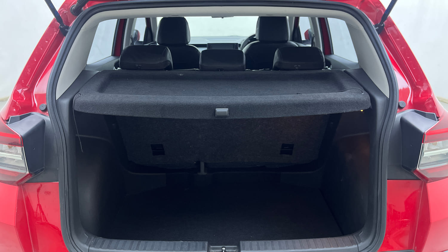 Used 2025 Skoda Kylaq Signature Petrol Manual interior DICKY INSIDE VIEW