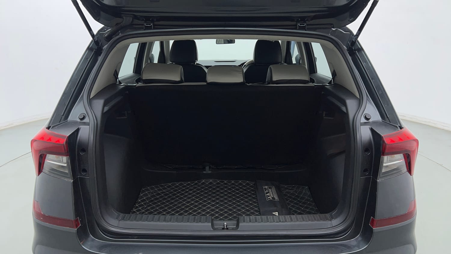 2022 Skoda Kushaq Active 1.0 TSI MT-25