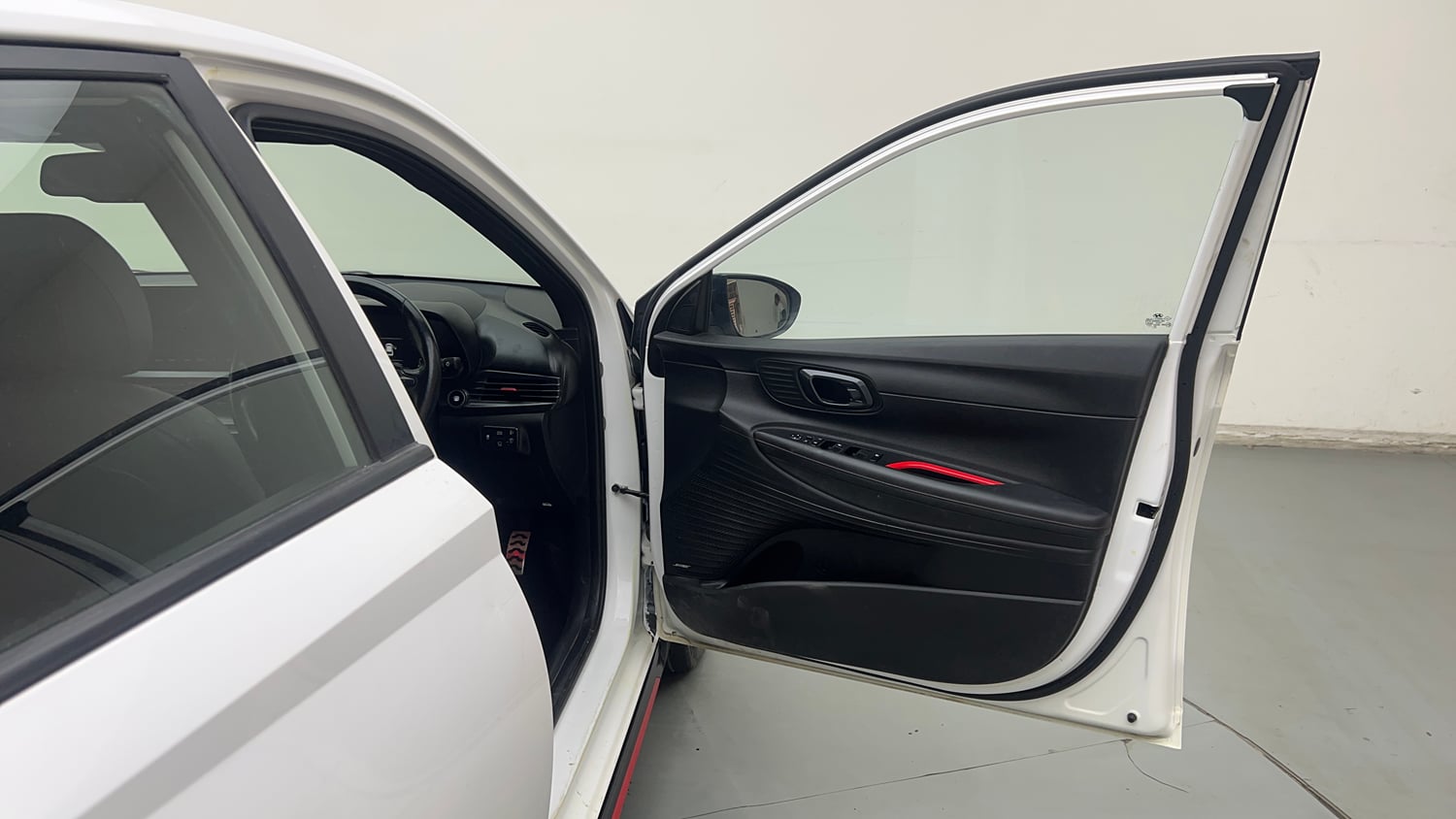 Used 2023 Hyundai i20 N Line N8 1.0 Turbo DCT Petrol Automatic interior RIGHT FRONT DOOR OPEN VIEW