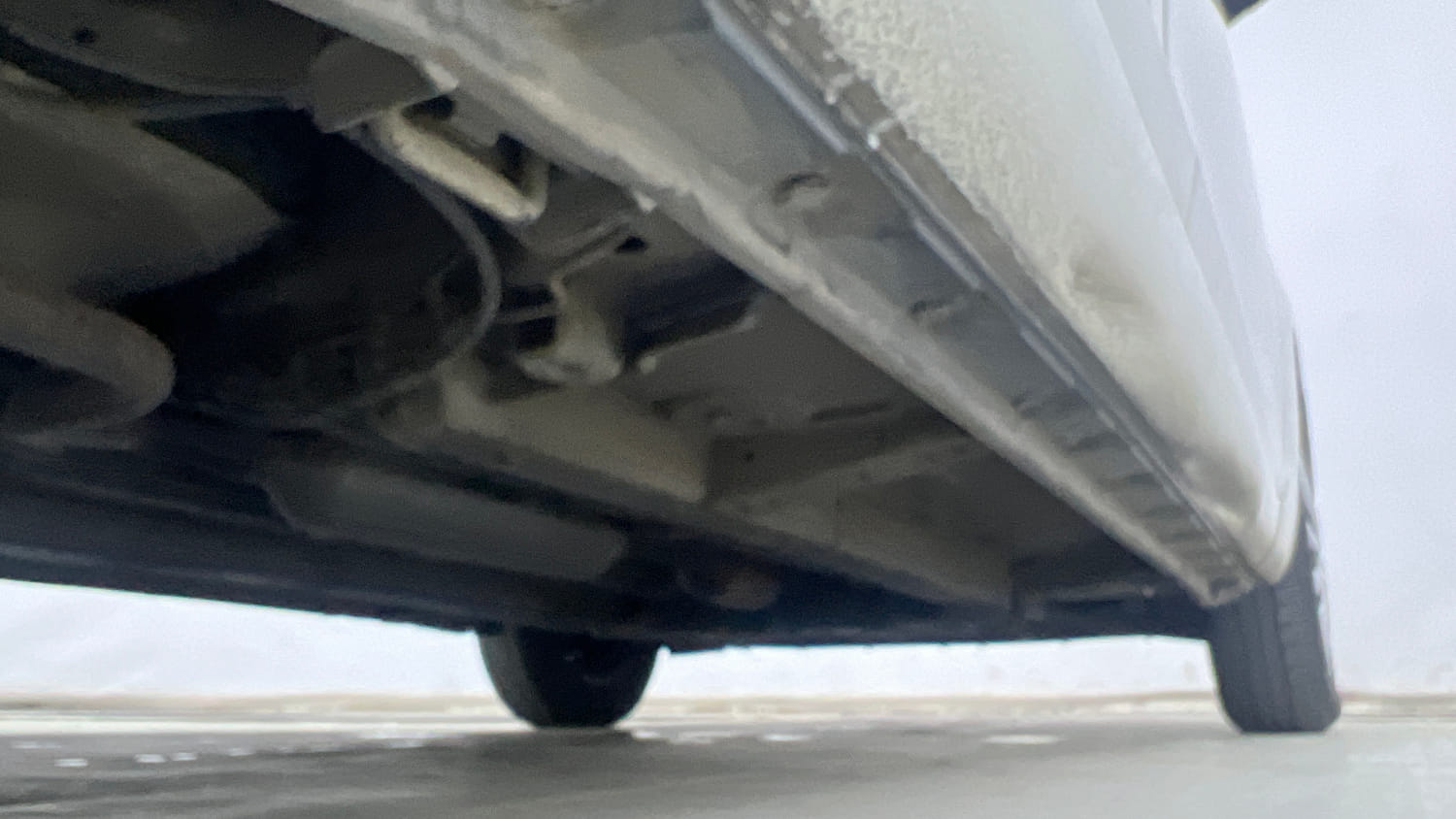 Used 2017 Maruti Suzuki Swift Dzire VXI AT ABS Petrol Automatic extra REAR RIGHT UNDERBODY VIEW