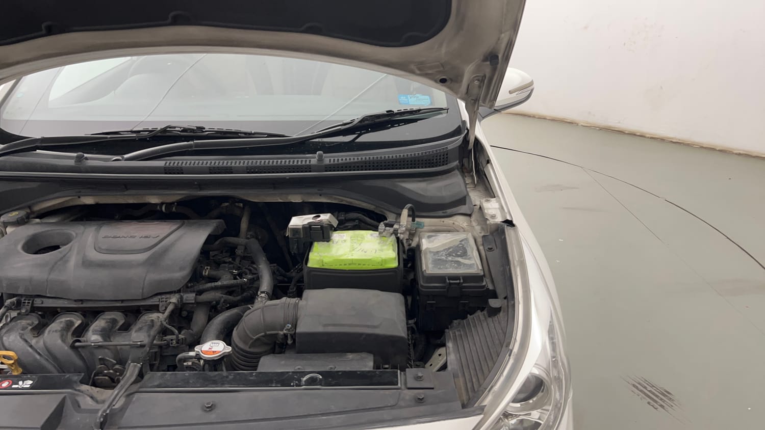 Used 2019 Hyundai Verna SX (O)1.6 VTVT Petrol Manual engine ENGINE LEFT SIDE HINGE & APRON VIEW