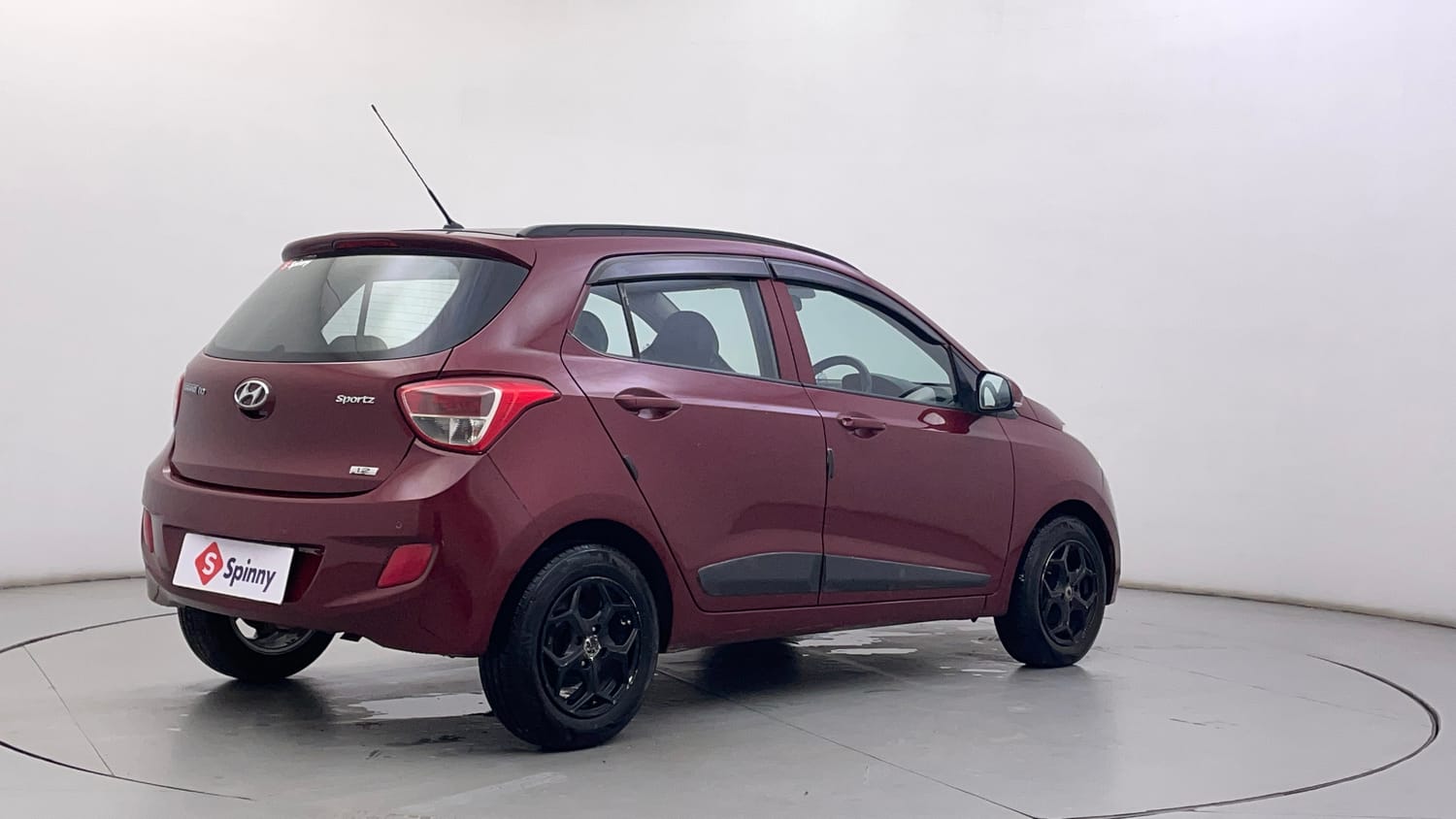 Used 2015 Hyundai Grand i10 Sportz 1.2 Kappa VTVT Petrol Manual exterior RIGHT REAR CORNER VIEW