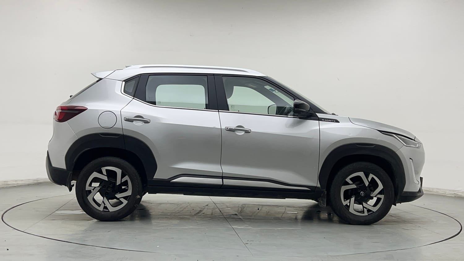 2022 Nissan Magnite XV Premium Turbo (O) CVT-5