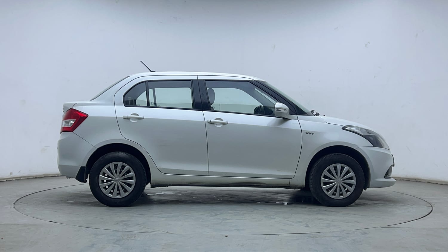 Used 2017 Maruti Suzuki Swift Dzire VXI AT ABS Petrol Automatic exterior RIGHT SIDE VIEW