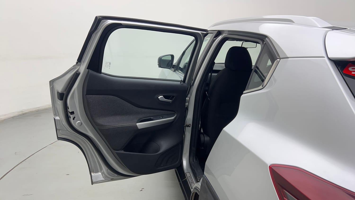 2022 Nissan Magnite XV Premium Turbo (O) CVT-22