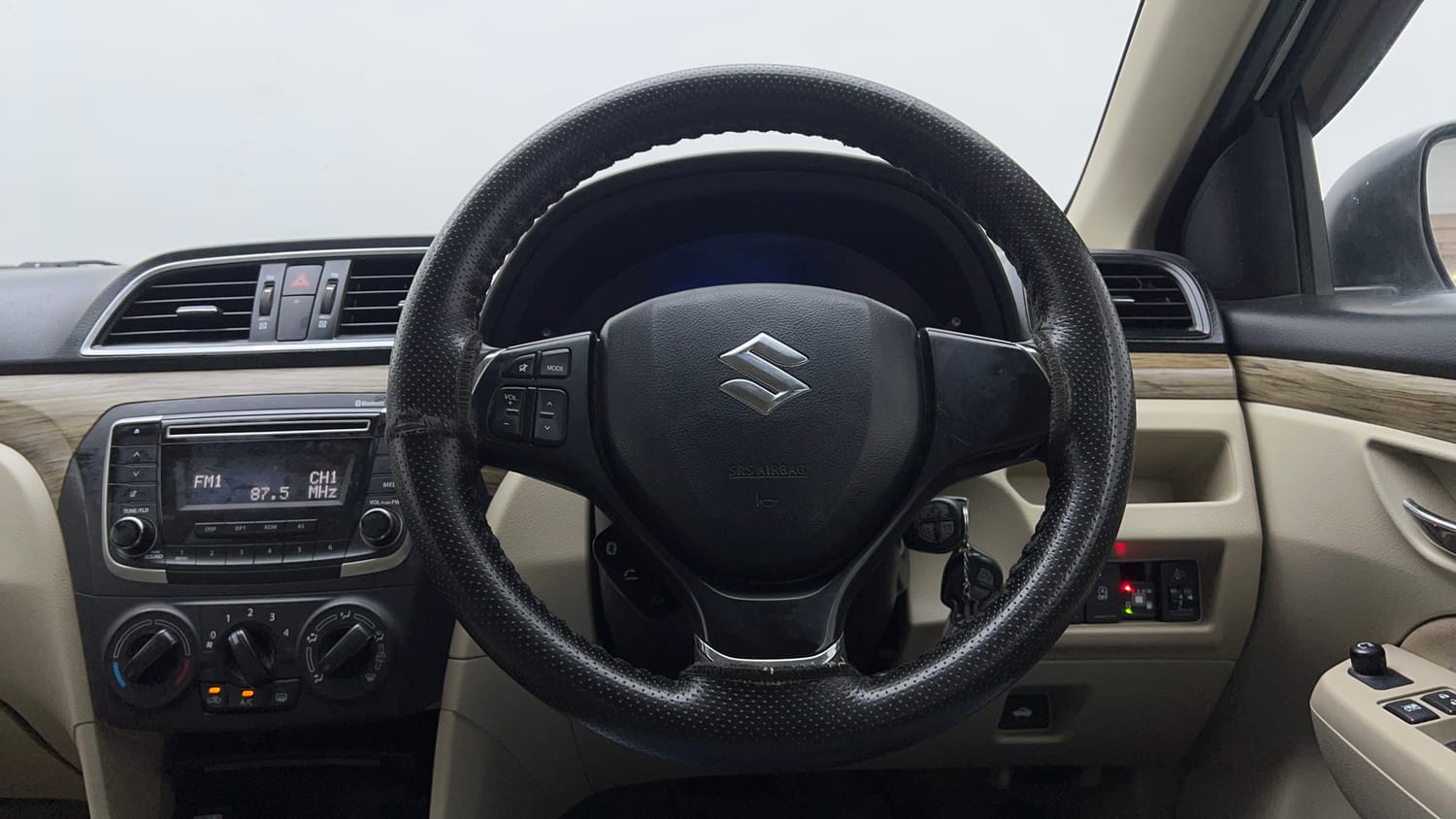 Used 2023 Maruti Suzuki Ciaz Sigma 1.5 Petrol Manual interior STEERING VIEW