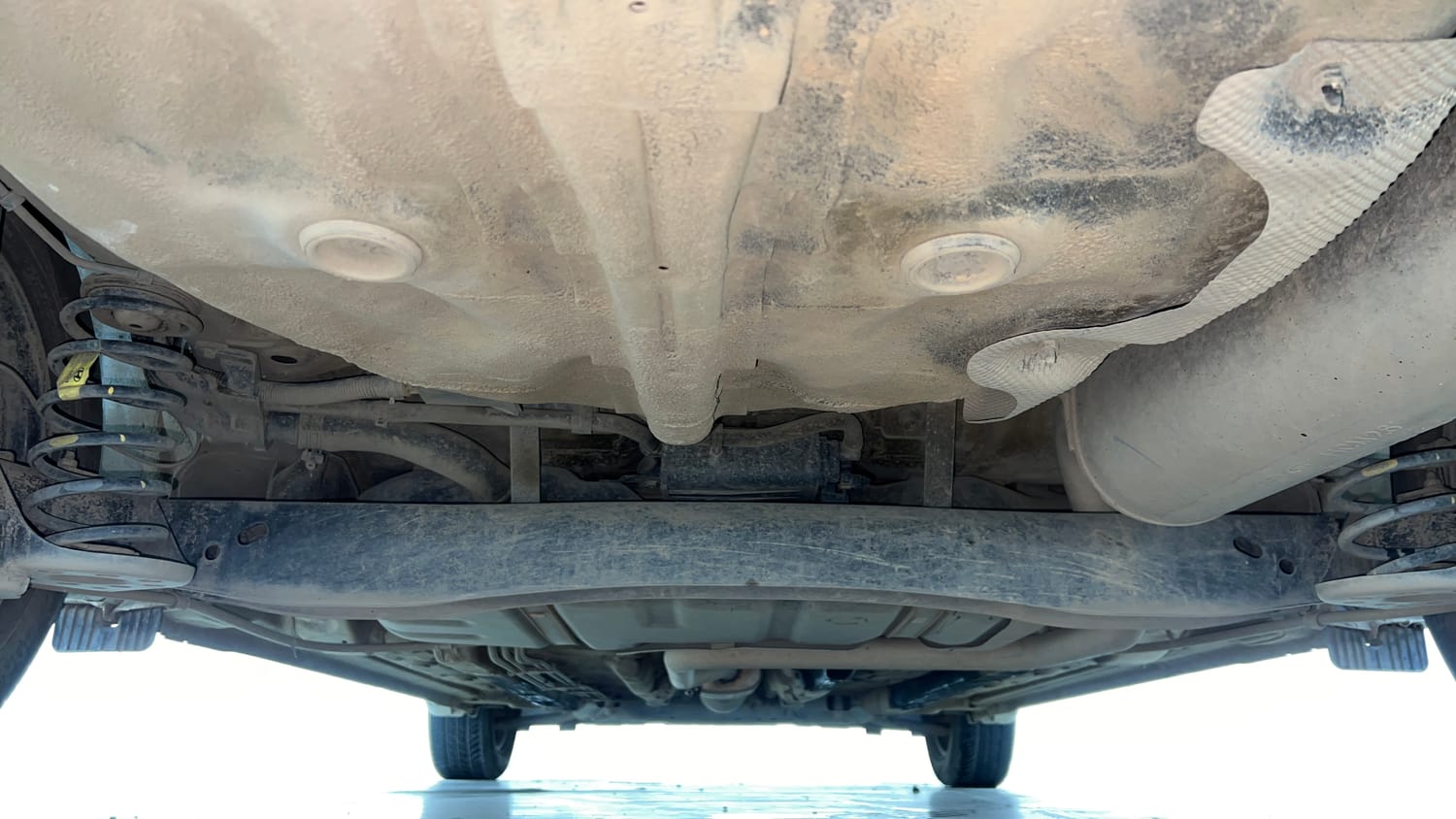 Used 2025 Hyundai Verna EX 1.5 Petrol MT Petrol Manual extra REAR UNDERBODY VIEW (TAKEN FROM REAR)