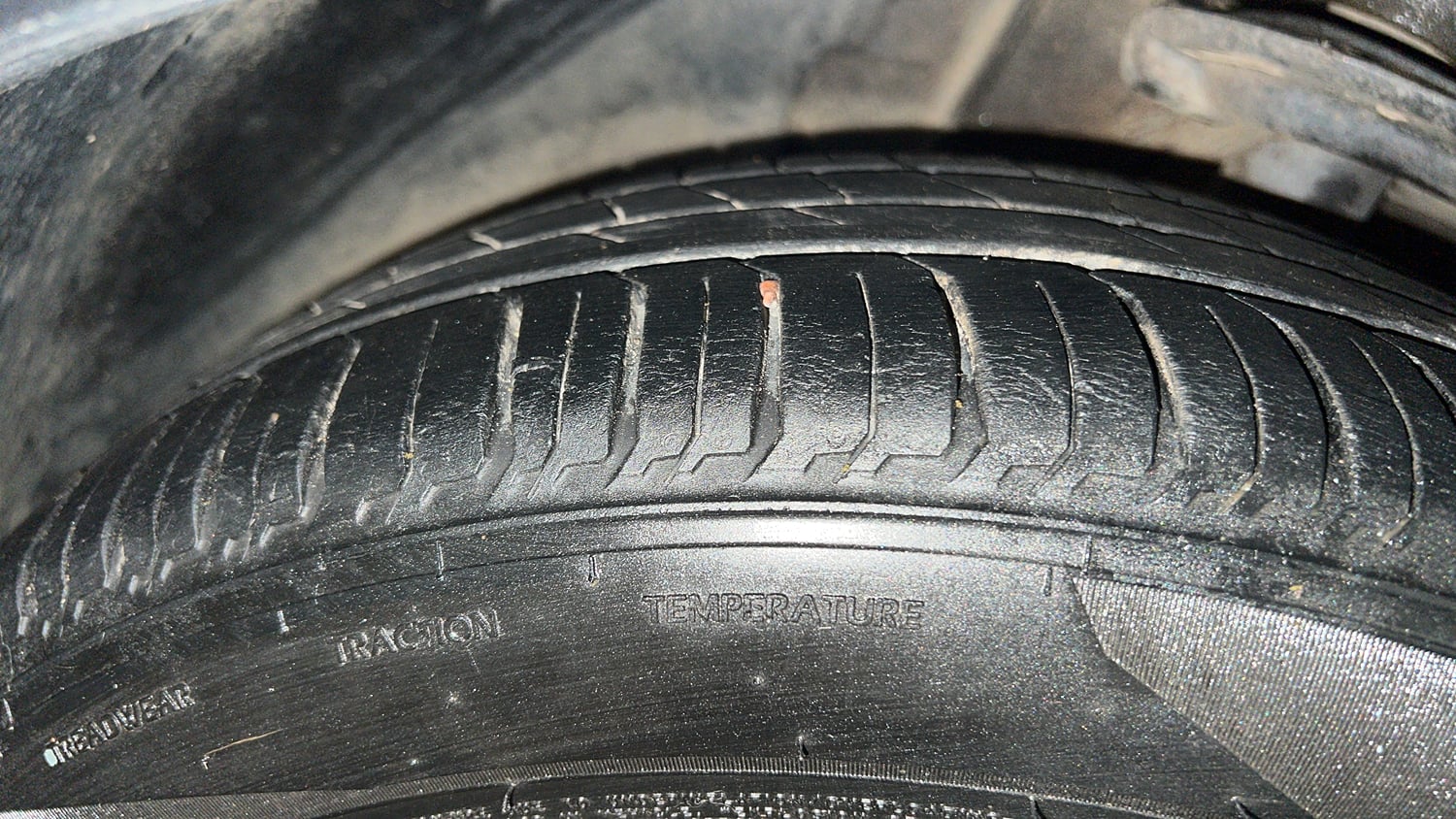 Used 2020 Tata Tiago XZ Plus Dual Tone Petrol Manual tyres RIGHT FRONT TYRE TREAD VIEW