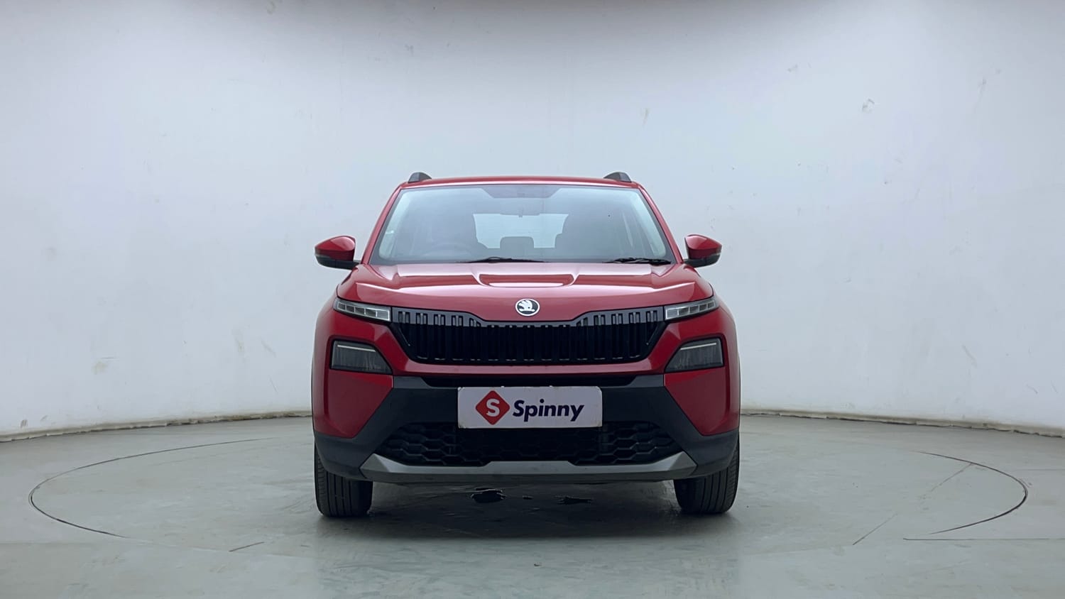 Used 2025 Skoda Kylaq Signature Petrol Manual exterior FRONT VIEW