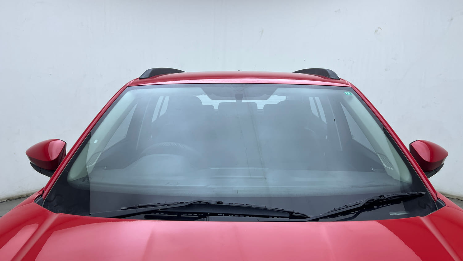Used 2025 Skoda Kylaq Signature Petrol Manual exterior FRONT WINDSHIELD VIEW