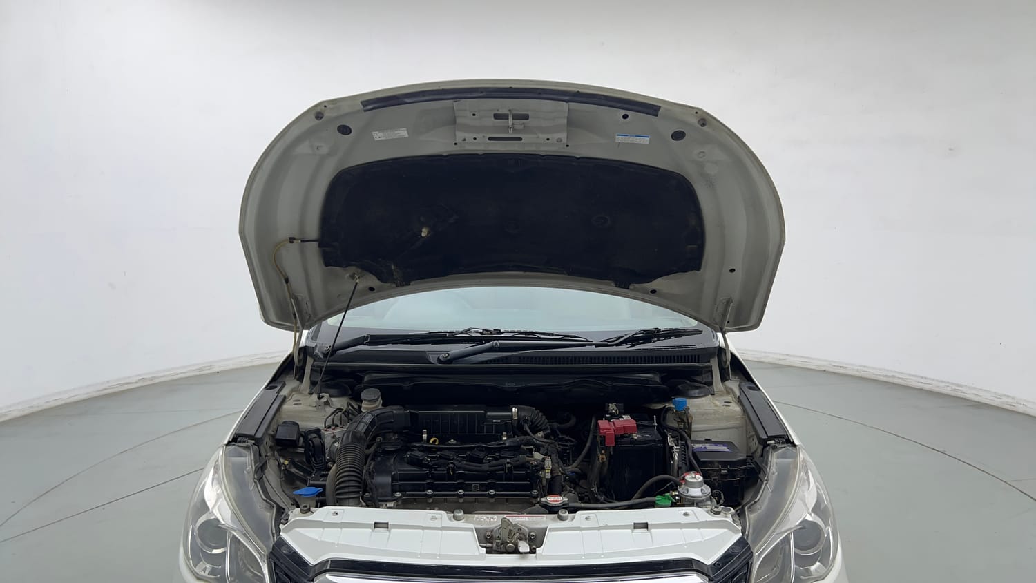 Used 2023 Maruti Suzuki Ciaz Sigma 1.5 Petrol Manual engine ENGINE & BONNET OPEN FRONT VIEW
