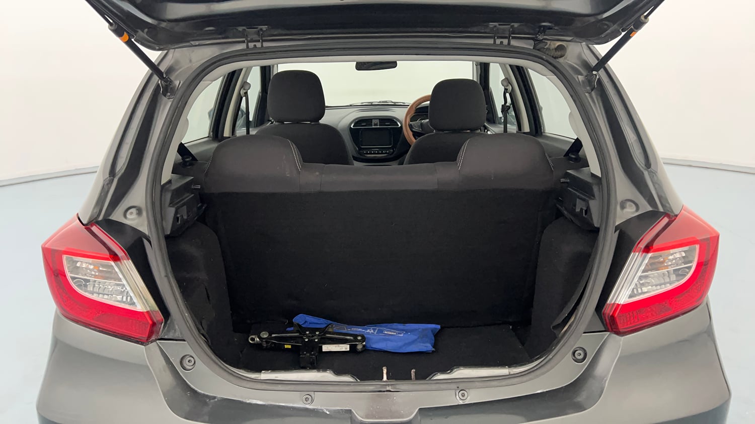 Used 2020 Tata Tiago XZ Plus Dual Tone Petrol Manual interior DICKY INSIDE VIEW
