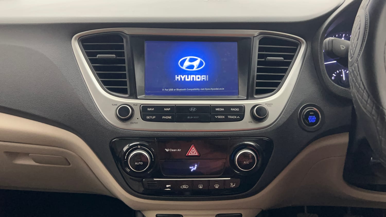 Used 2019 Hyundai Verna SX (O)1.6 VTVT Petrol Manual interior MUSIC SYSTEM & AC CONTROL VIEW