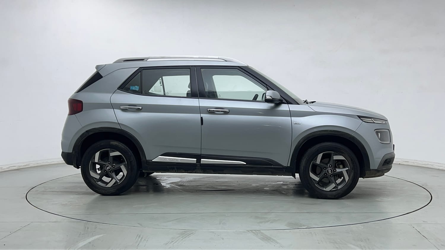 Used 2020 Hyundai Venue SX Plus 1.0 Turbo DCT Petrol Automatic exterior RIGHT SIDE VIEW