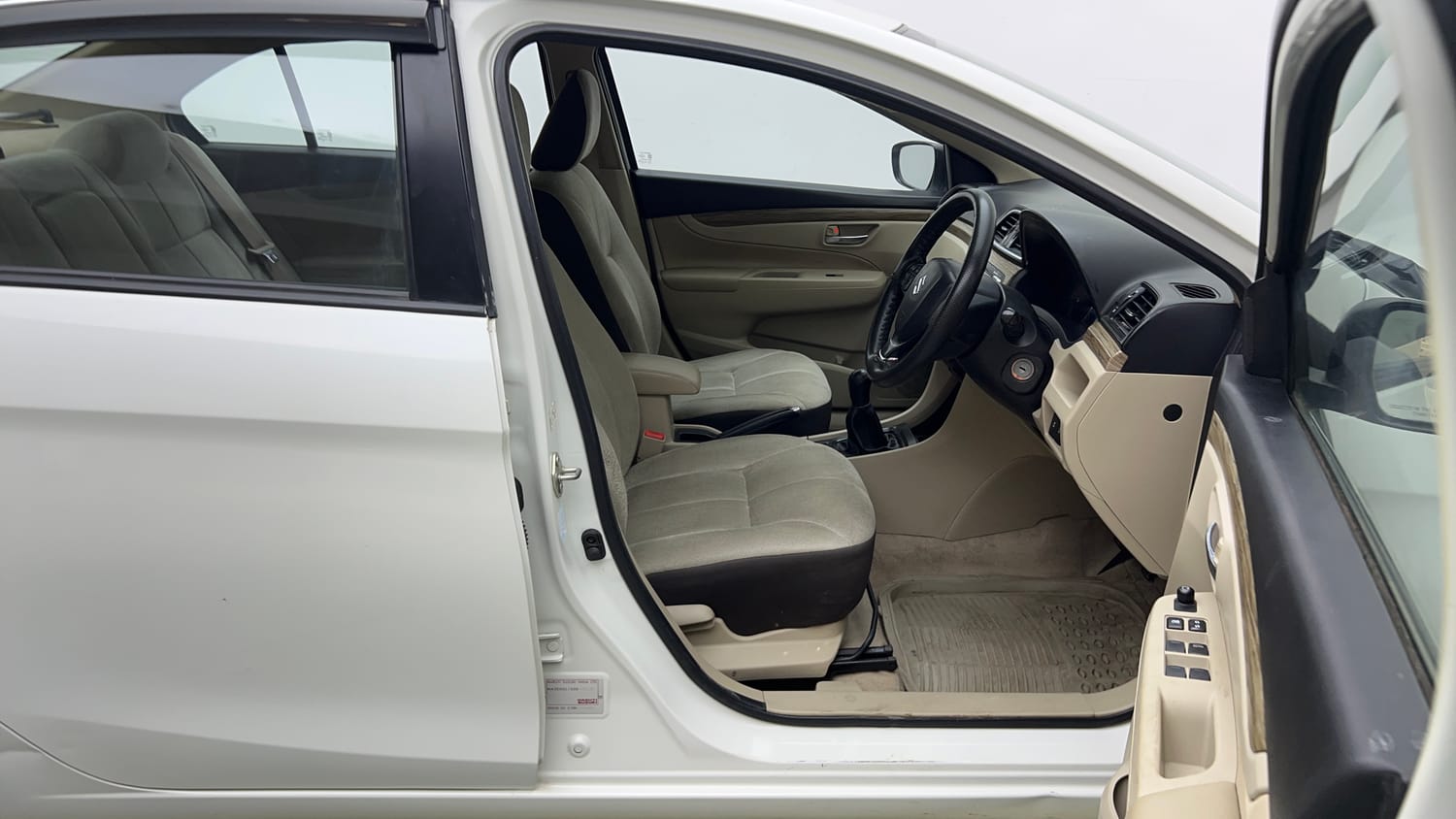Used 2023 Maruti Suzuki Ciaz Sigma 1.5 Petrol Manual interior RIGHT SIDE FRONT DOOR CABIN VIEW