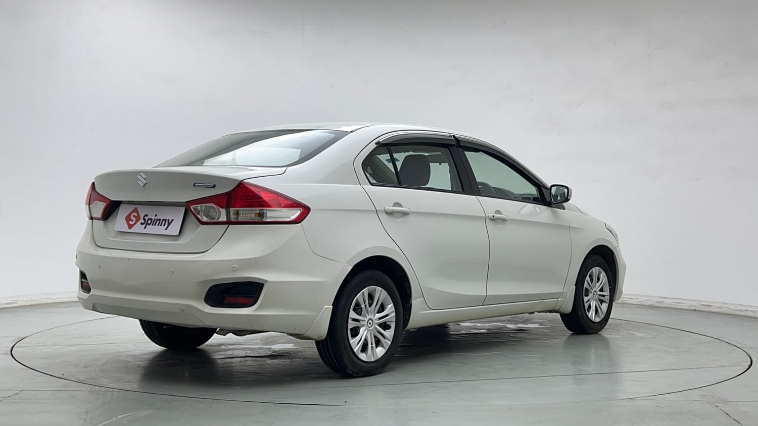 Used 2023 Maruti Suzuki Ciaz Sigma 1.5 Petrol Manual exterior RIGHT REAR CORNER VIEW