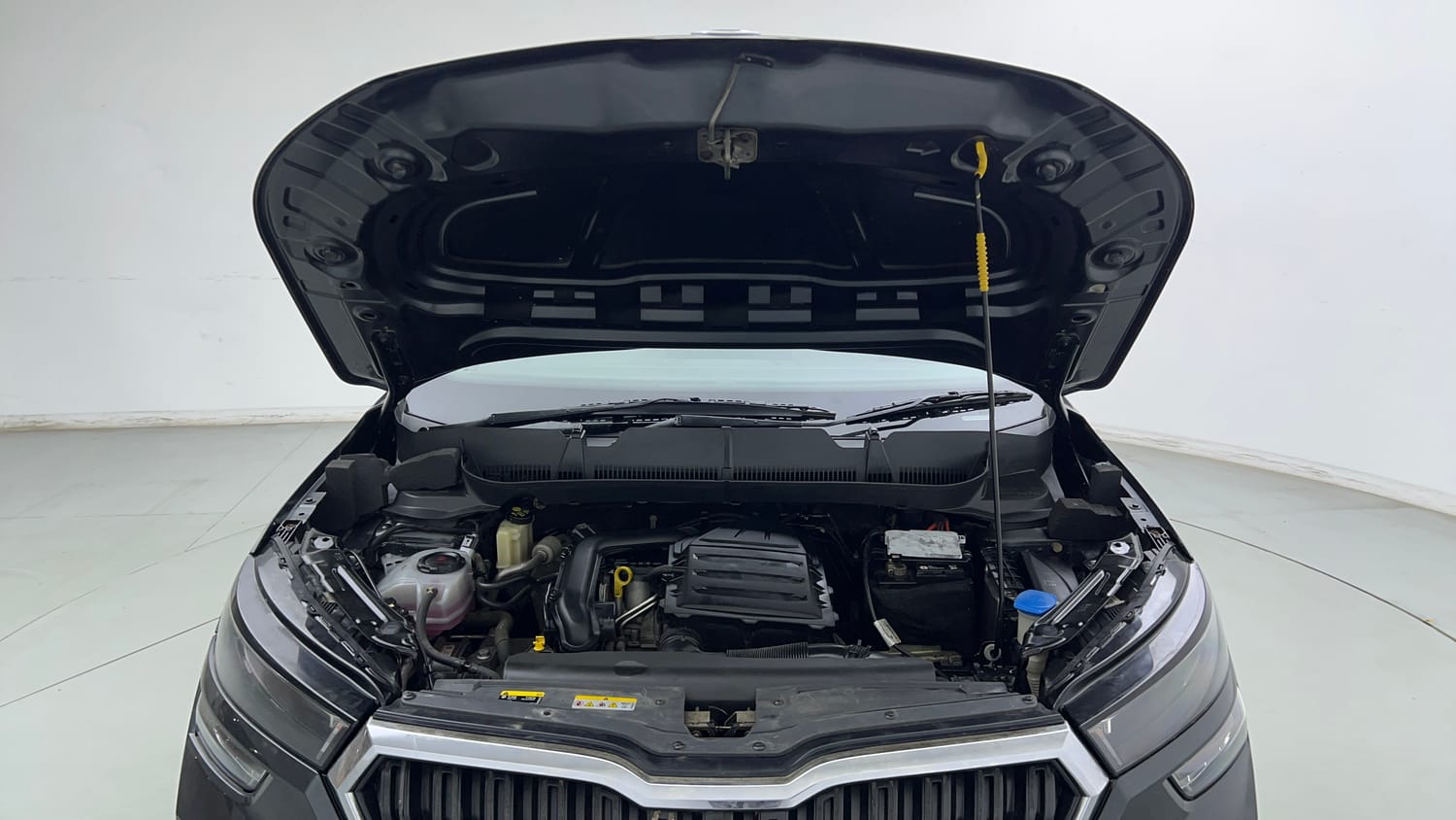 2022 Skoda Kushaq Active 1.0 TSI MT-27