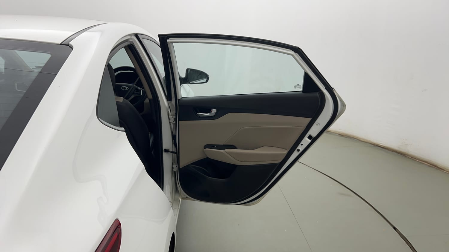 Used 2019 Hyundai Verna SX (O)1.6 VTVT Petrol Manual interior RIGHT REAR DOOR OPEN VIEW