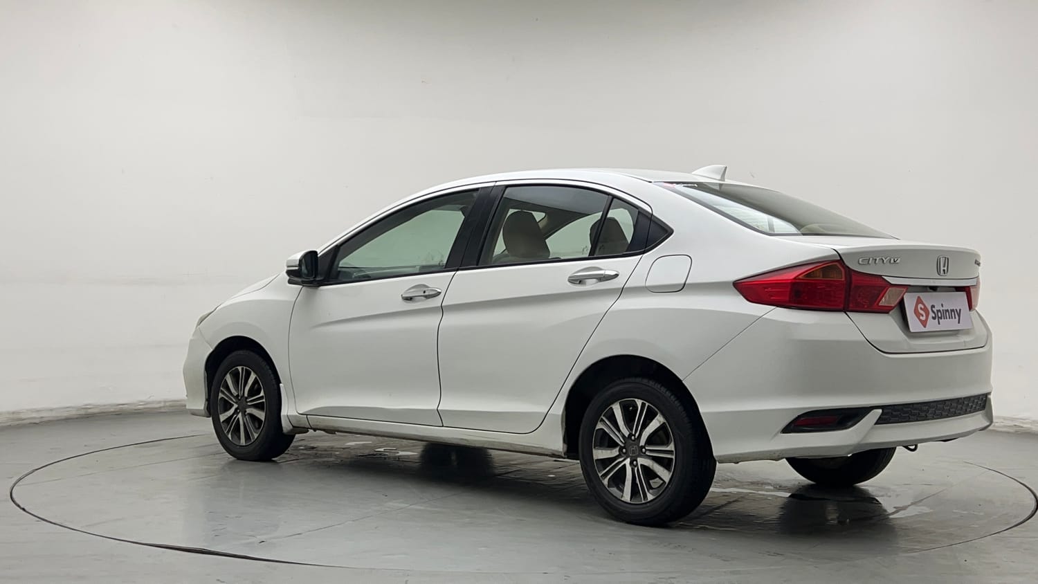 2018 Honda City V Petrol-2