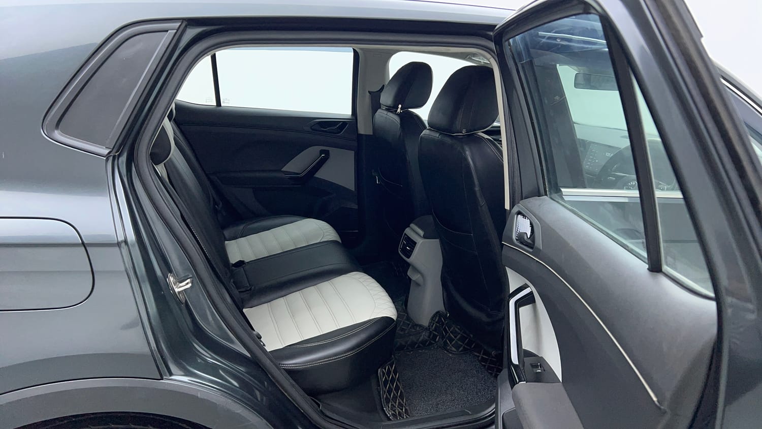 2022 Skoda Kushaq Active 1.0 TSI MT-18