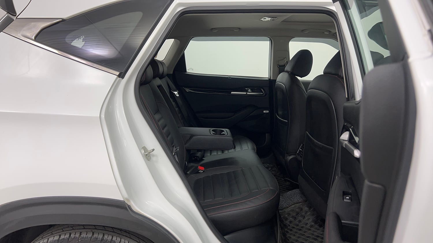 Used 2023 Kia Seltos GTX Plus 1.4 Petrol Manual interior RIGHT SIDE REAR DOOR CABIN VIEW