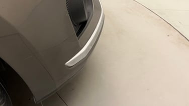 minor_scratch_0