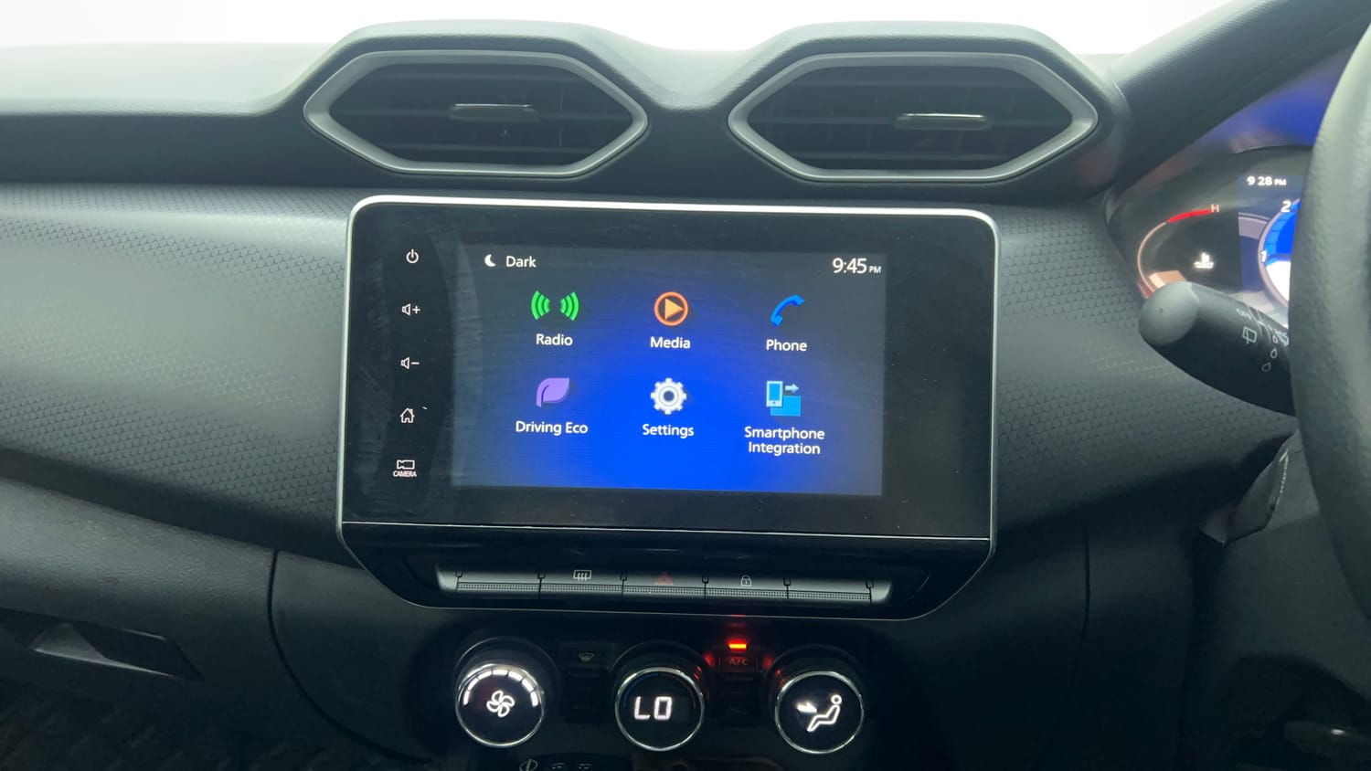 2022 Nissan Magnite XV Premium Turbo (O) CVT-44