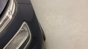 minor_scratch_0