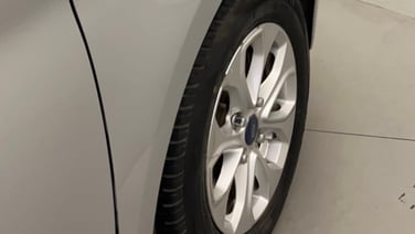 minor_scratch_0