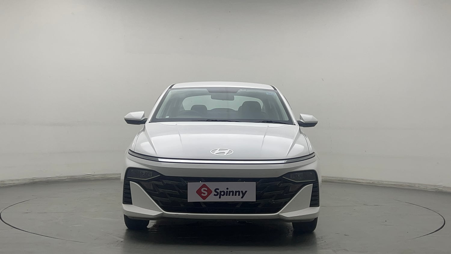 Used 2025 Hyundai Verna EX 1.5 Petrol MT Petrol Manual exterior FRONT VIEW