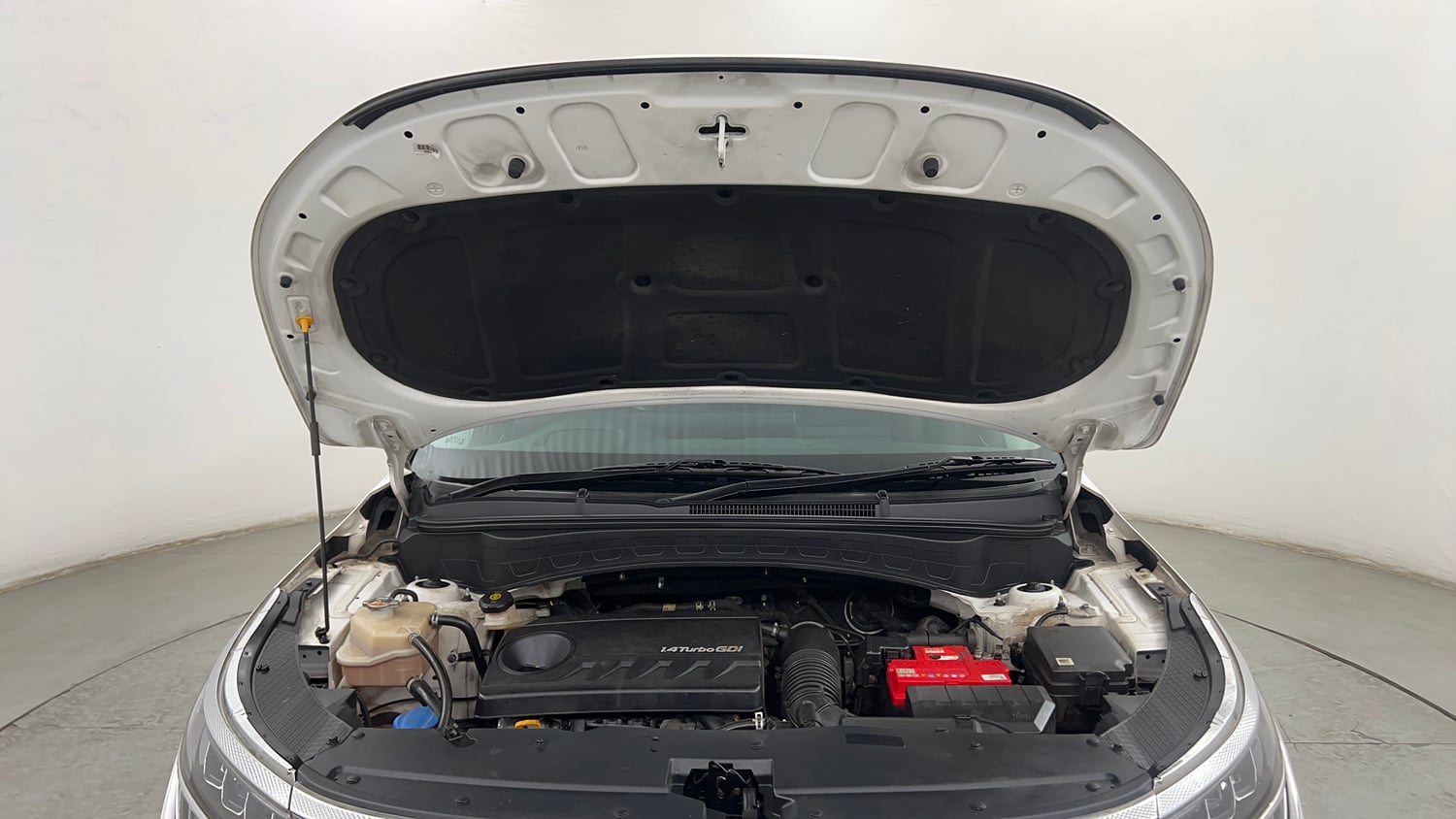 Used 2023 Kia Seltos GTX Plus 1.4 Petrol Manual engine ENGINE & BONNET OPEN FRONT VIEW