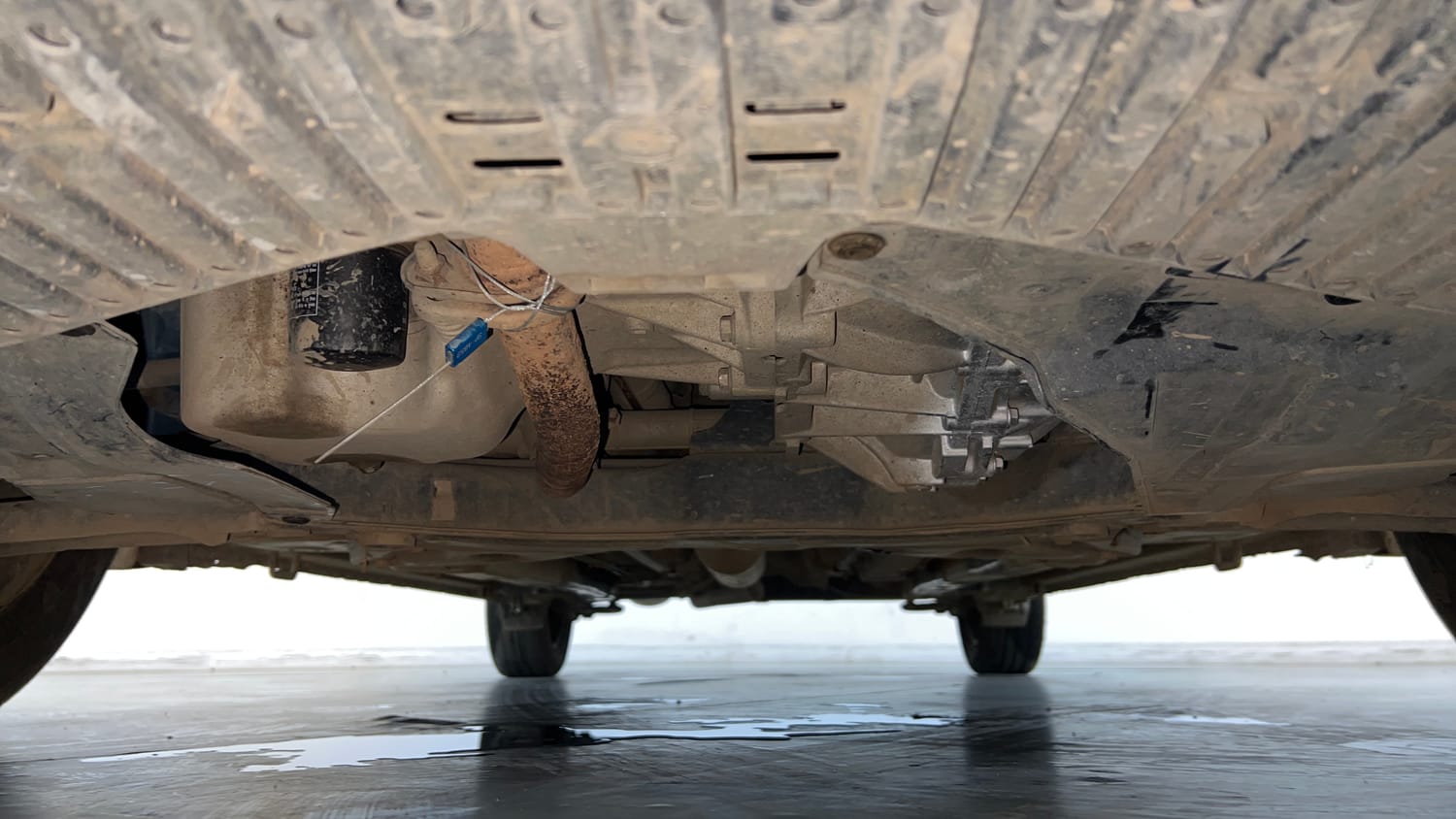 Used 2023 Maruti Suzuki Ciaz Sigma 1.5 Petrol Manual extra FRONT LEFT UNDERBODY VIEW